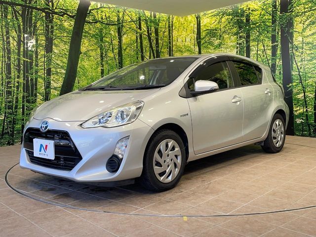 TOYOTA AQUA 2015 Image 31