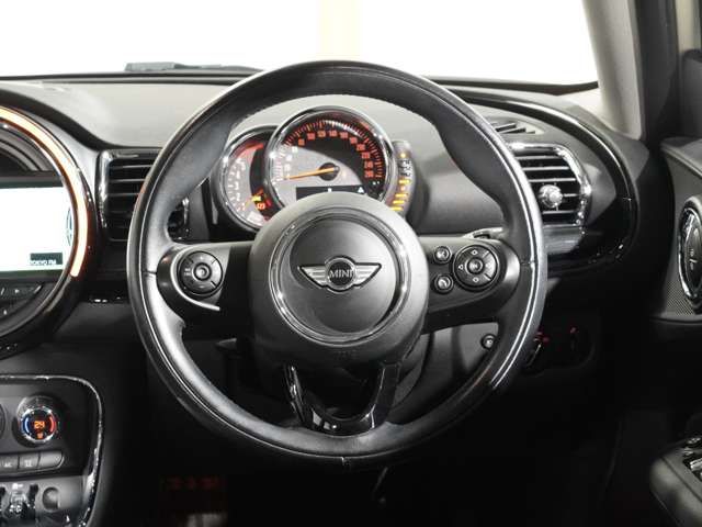 BMW MINI COOPER D CL 2016 Image 31