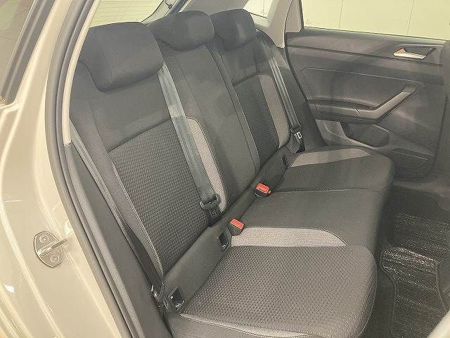 VOLKSWAGEN POLO 2023 Image 31