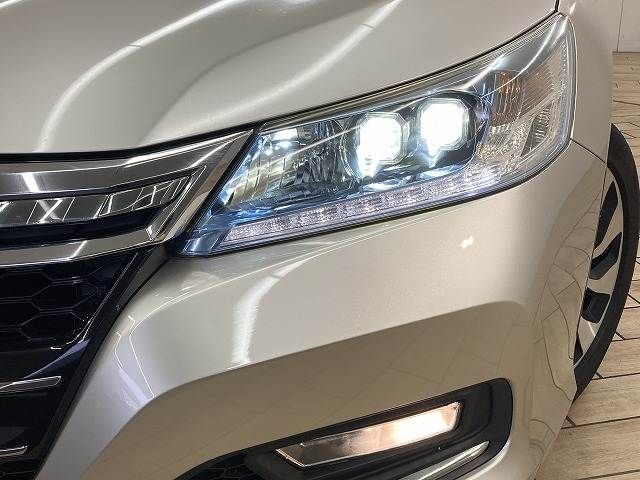 HONDA ACCORD HYBRID 2015 Image 31