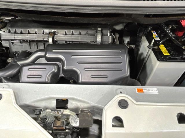 DAIHATSU MOVE CANBUS 4WD 2019 Image 31