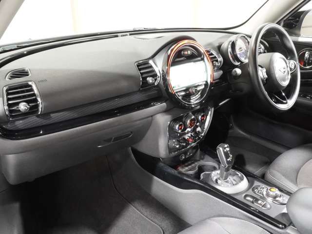 BMW MINI COOPER CLUBMAN 2020 Image 31