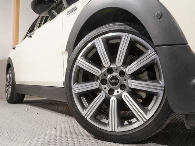 BMW MINI COOPER CLUBMAN 2020 Image 31