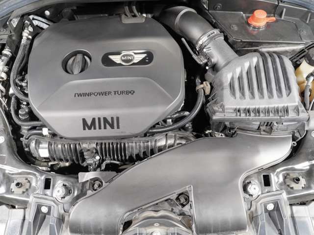 BMW MINI CLUBMAN 2019 Image 31