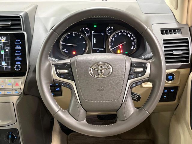 TOYOTA LANDCRUISER PRADO 2023 Image 31
