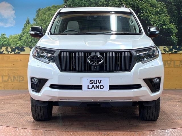 TOYOTA LANDCRUISER PRADO 2023 Image 31