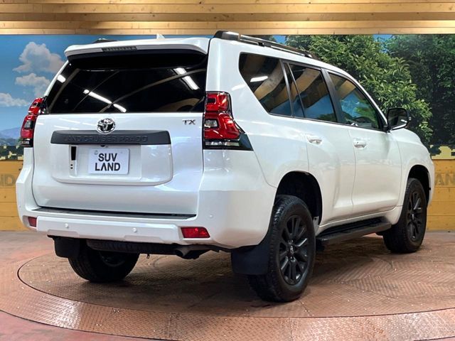 TOYOTA LANDCRUISER PRADO 2023 Image 31