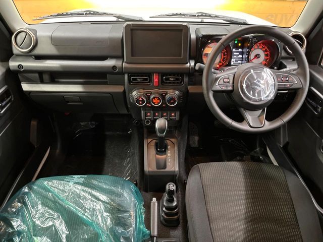 SUZUKI JIMNY NOMADE 2026 Image 31