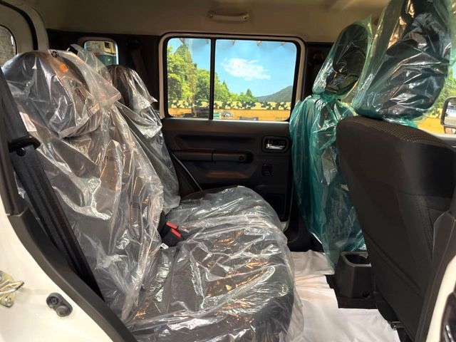 SUZUKI JIMNY NOMADE 2026 Image 31