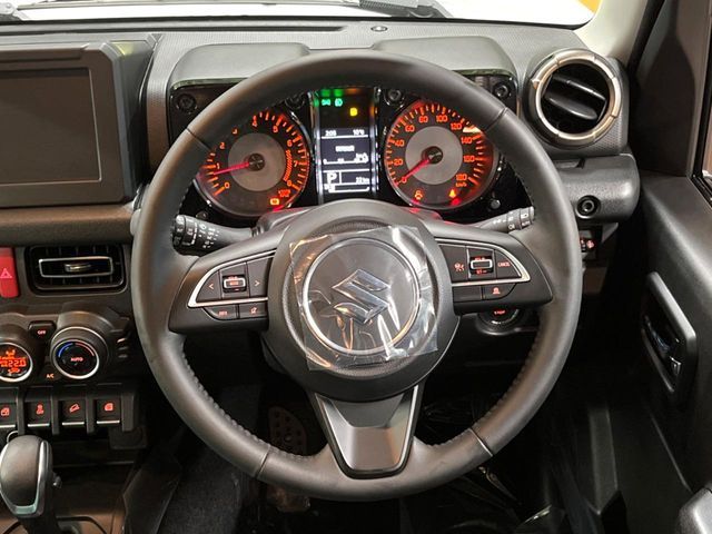 SUZUKI JIMNY NOMADE 2026 Image 31