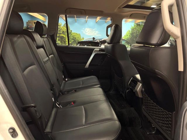 TOYOTA LANDCRUISER PRADO 2022 Image 31