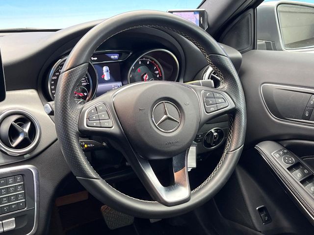 MERCEDES BENZ GLA CL 2017 Image 31