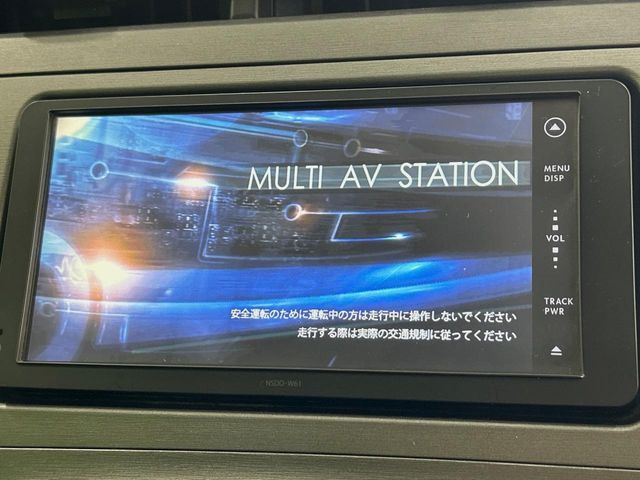 TOYOTA PRIUS 2012 Image 31