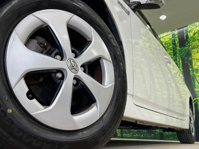 TOYOTA PRIUS 2012 Image 31