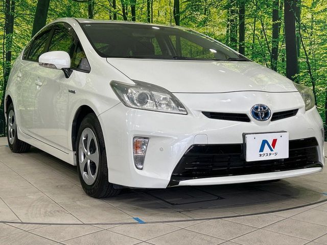 TOYOTA PRIUS 2012 Image 31