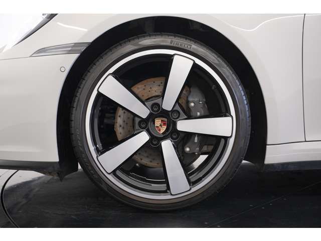 PORSCHE 911 2025 Image 31