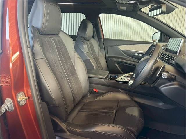 PEUGEOT 5008 2021 Image 31