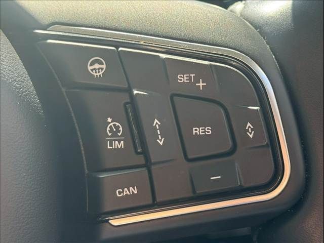 JAGUAR E-PACE 2020 Image 31