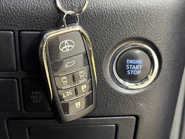 TOYOTA ALPHARD 2017 Image 31