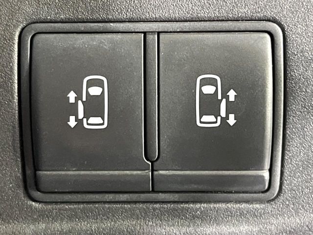 NISSAN SERENA  S-HYBRID 2017 Image 31