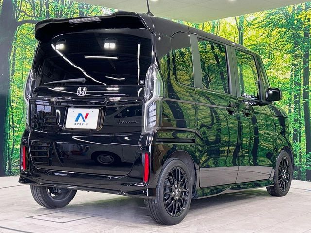 HONDA N BOX CUSTOM 2022 Image 31