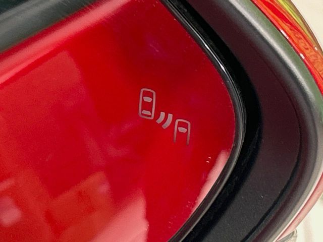 TOYOTA PRIUS 2019 Image 31