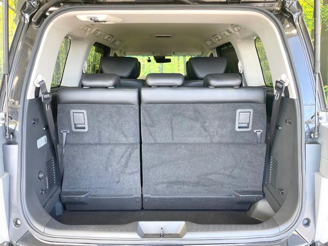 NISSAN ELGRAND 2019 Image 31