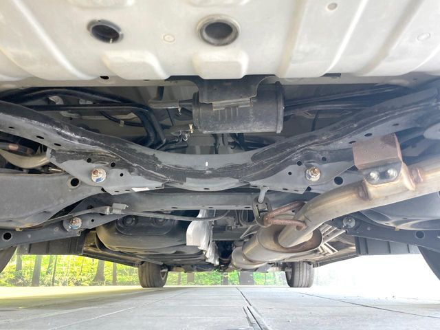 NISSAN ELGRAND 2019 Image 31