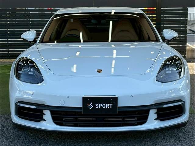 PORSCHE PANAMERA 2017 Image 31