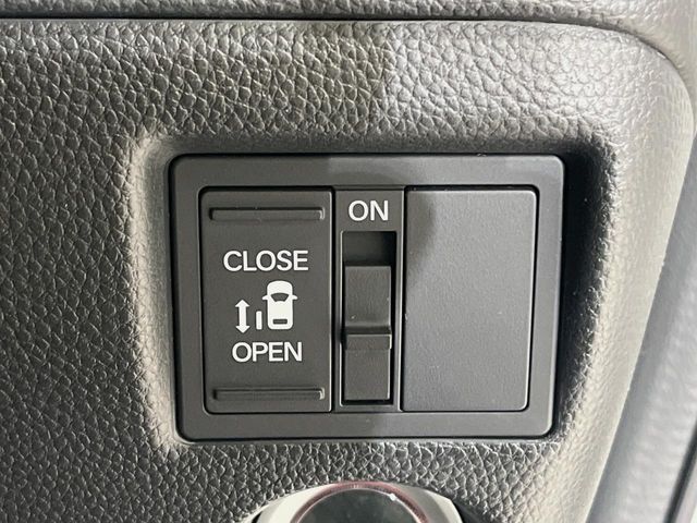 HONDA N BOX CUSTOM 2019 Image 31