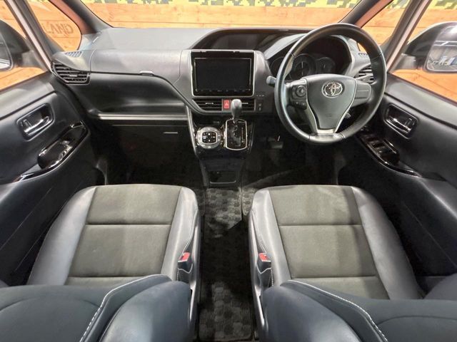 TOYOTA NOAH 2019 Image 31