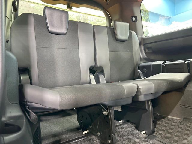 TOYOTA NOAH 2019 Image 31