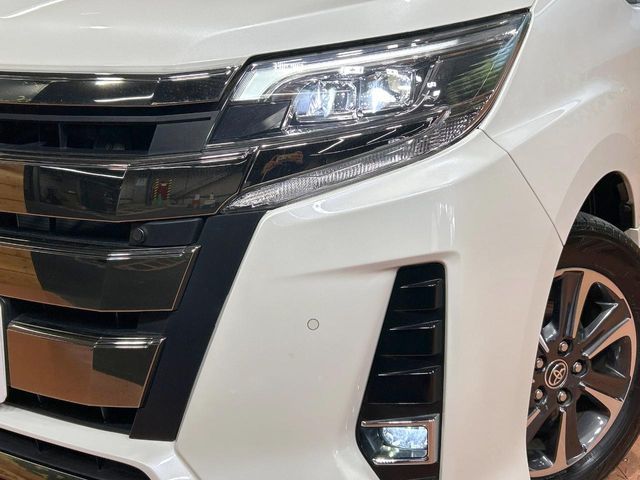 TOYOTA NOAH 2019 Image 31