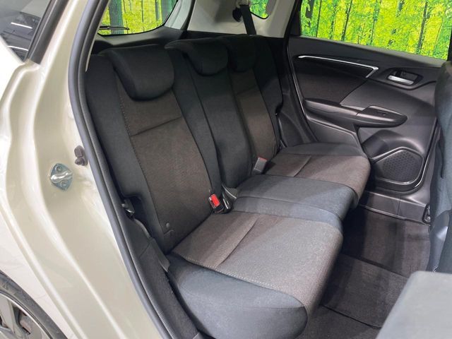 HONDA FIT HYBRID 2017 Image 31