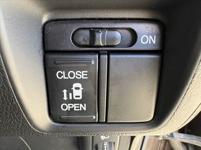 HONDA N BOX 2016 Image 31