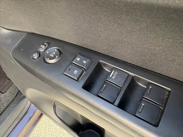 HONDA N BOX 2016 Image 31