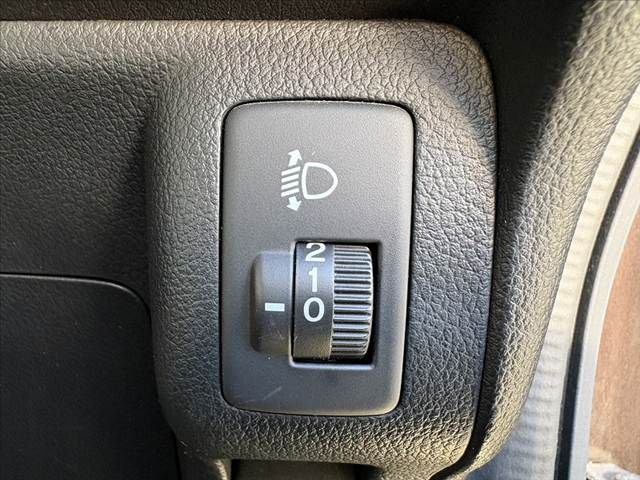 HONDA N BOX 2016 Image 31