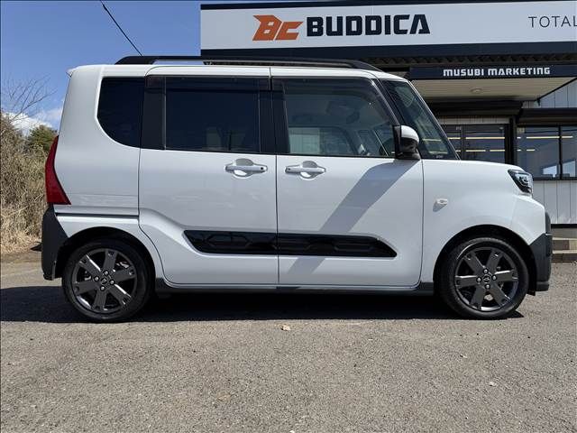 DAIHATSU TANTO FAN CROSS 2023 Image 31