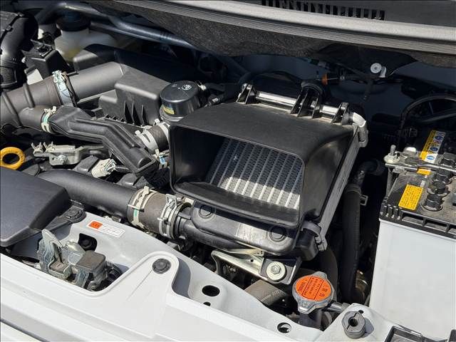 DAIHATSU TANTO FAN CROSS 2023 Image 31