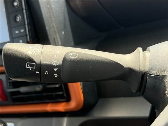 DAIHATSU TANTO FAN CROSS 2023 Image 31