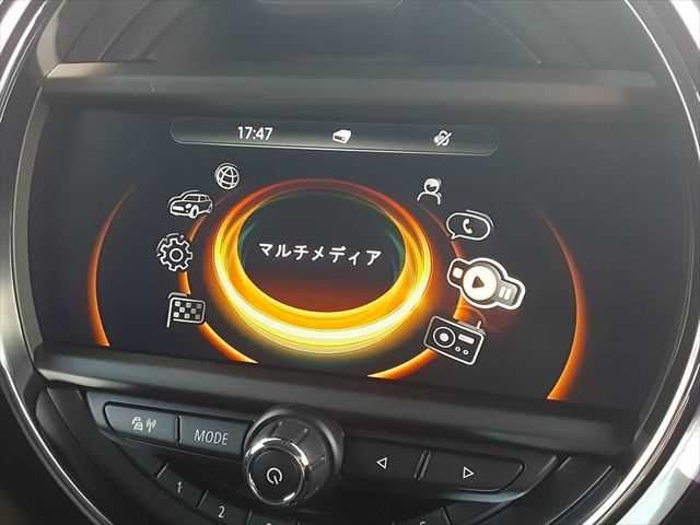 BMW MINI COOPER D 5D 2017 Image 31