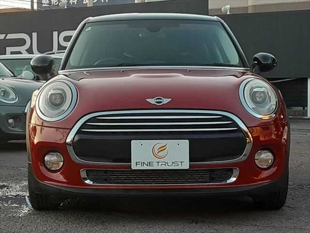 BMW MINI COOPER D 5D 2017 Image 31