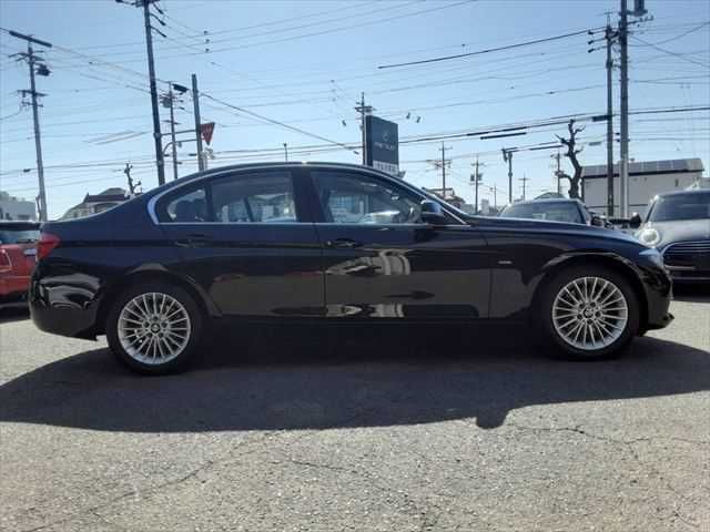 BMW 3SERIES SEDAN 2017 Image 31