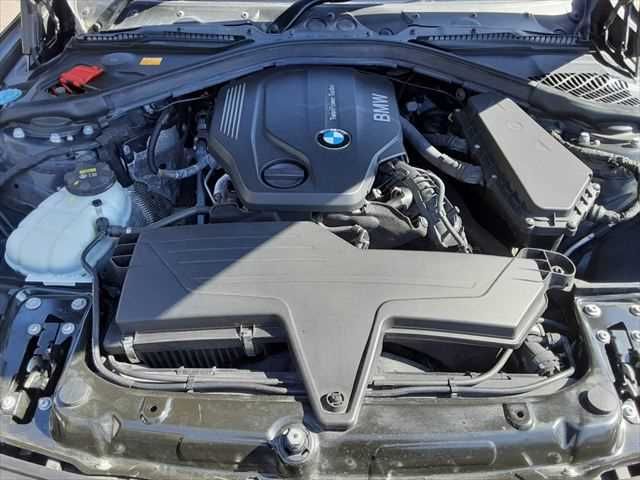 BMW 3SERIES SEDAN 2017 Image 31