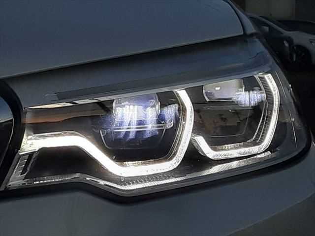 BMW 5SERIES SEDAN 2017 Image 31