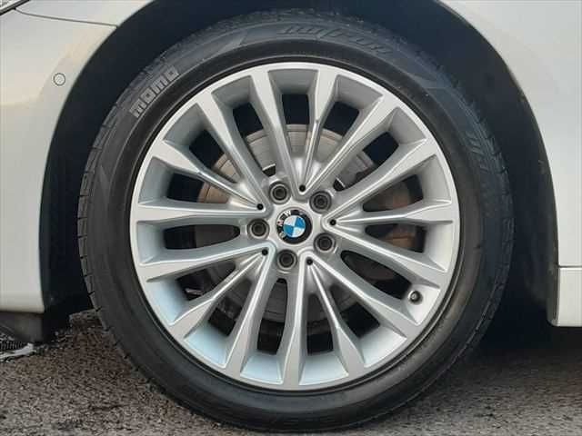 BMW 5SERIES SEDAN 2017 Image 31