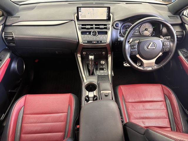 TOYOTA LEXUS NX300H AWD 2018 Image 31