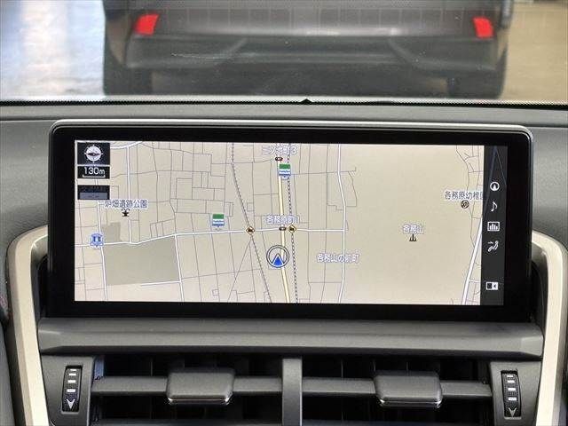 TOYOTA LEXUS NX300H AWD 2018 Image 31