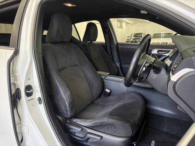 TOYOTA LEXUS CT200H 2011 Image 31