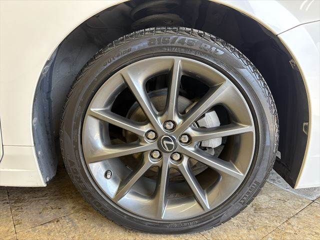 TOYOTA LEXUS CT200H 2011 Image 31